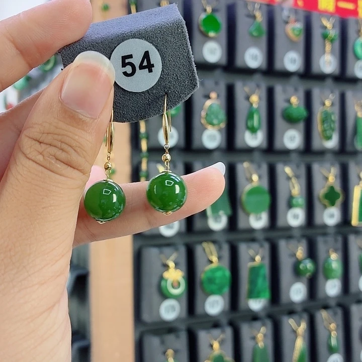 和田玉18K金镶嵌耳饰