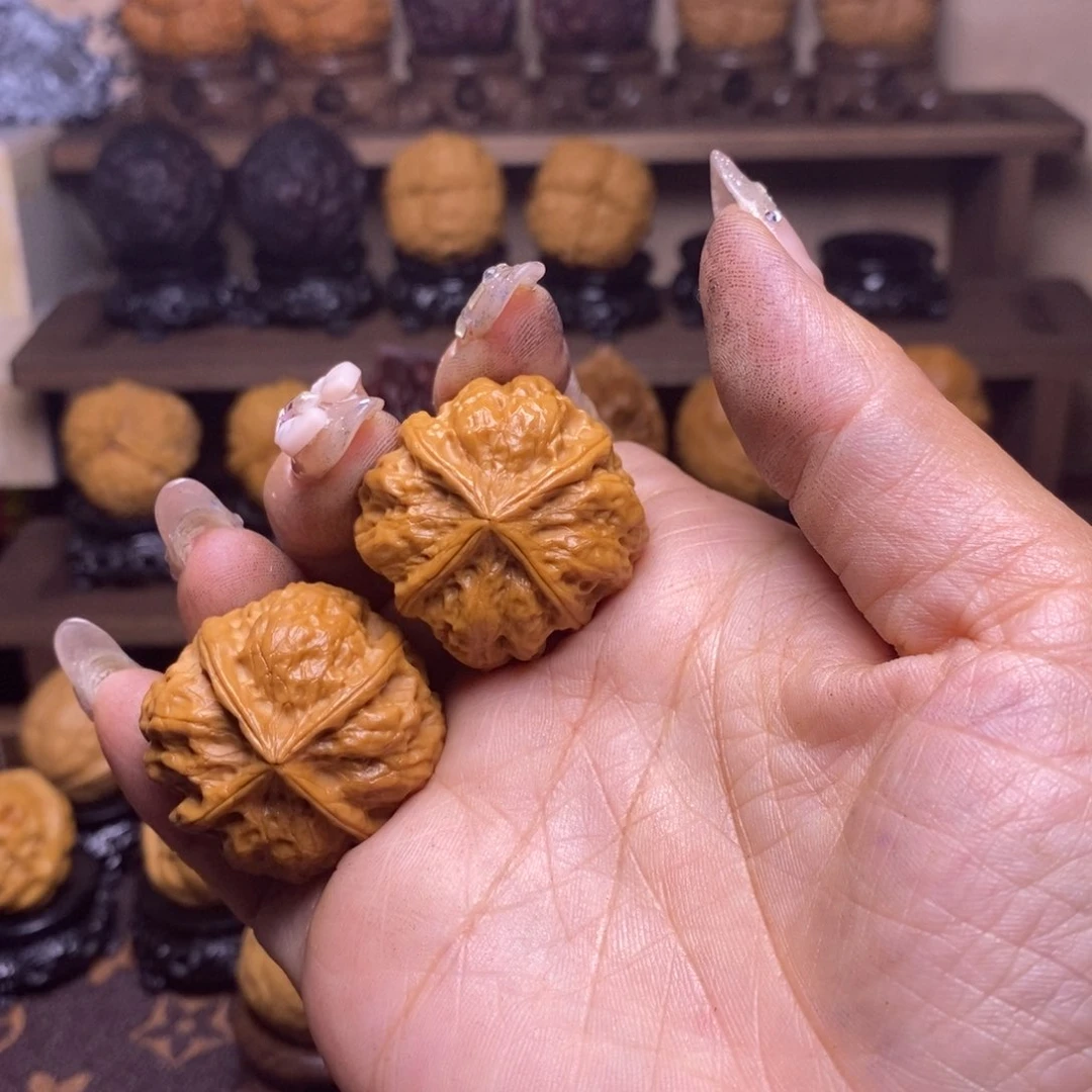 石***云文玩核桃把件X86四棱