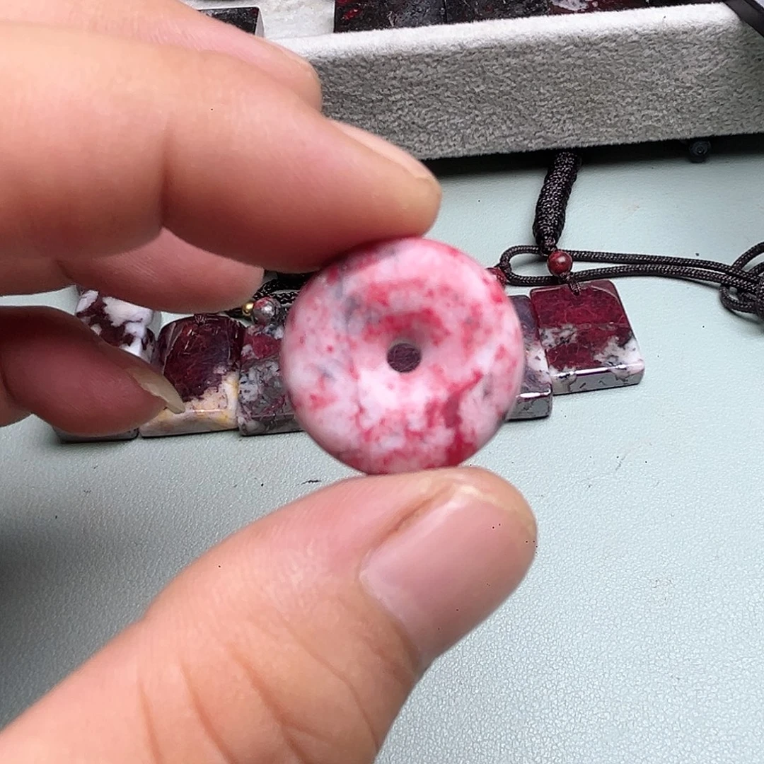 紫砂天下朱砂辰石吊坠