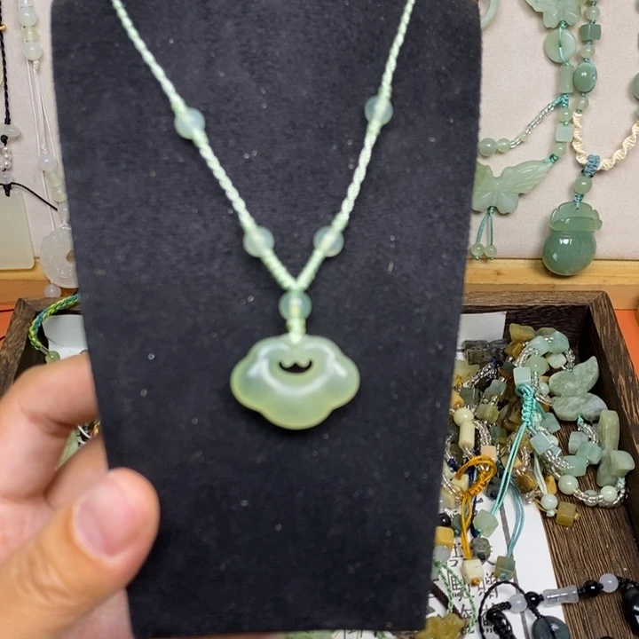 蛇纹石玉未镶嵌岫玉