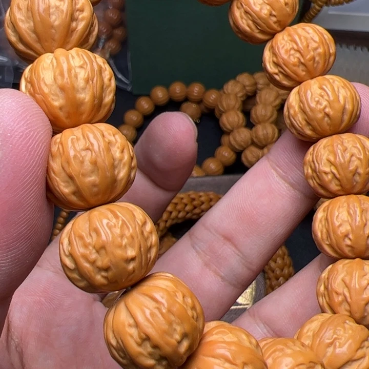 猴头核桃手串哦了咯