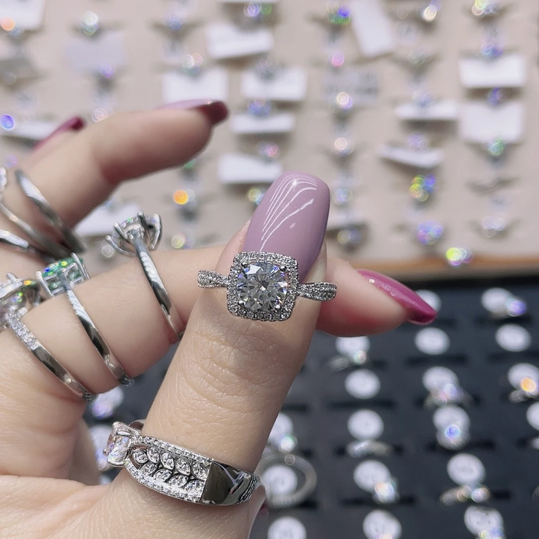 莫桑石非金属圈15。交叉公主方