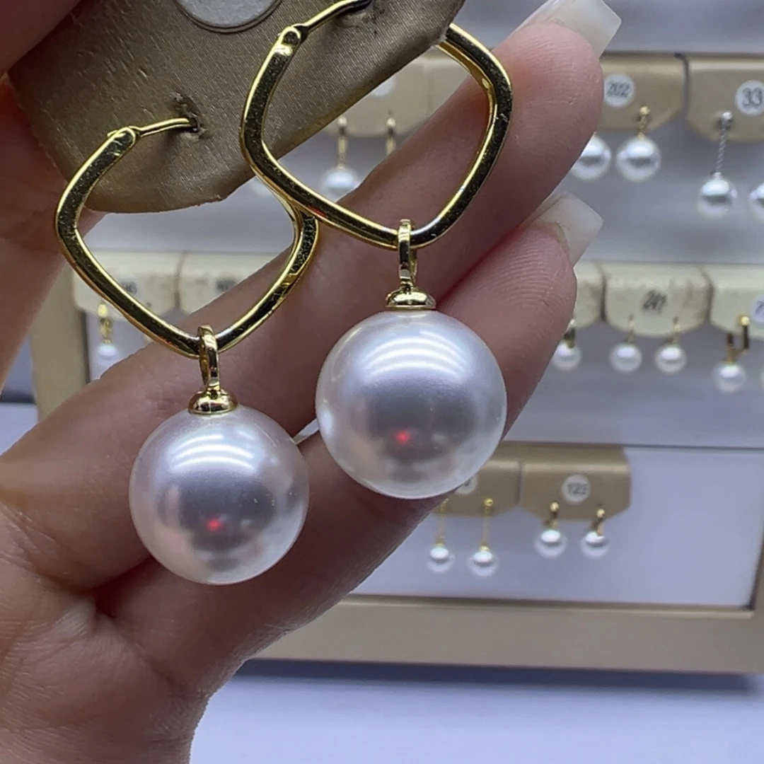 淡水珍珠未镶嵌耳饰
