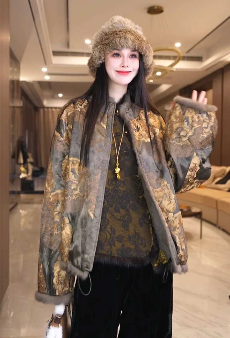飞儿【雀鎏金花】2025早秋新款双穿獭兔毛拼接外套