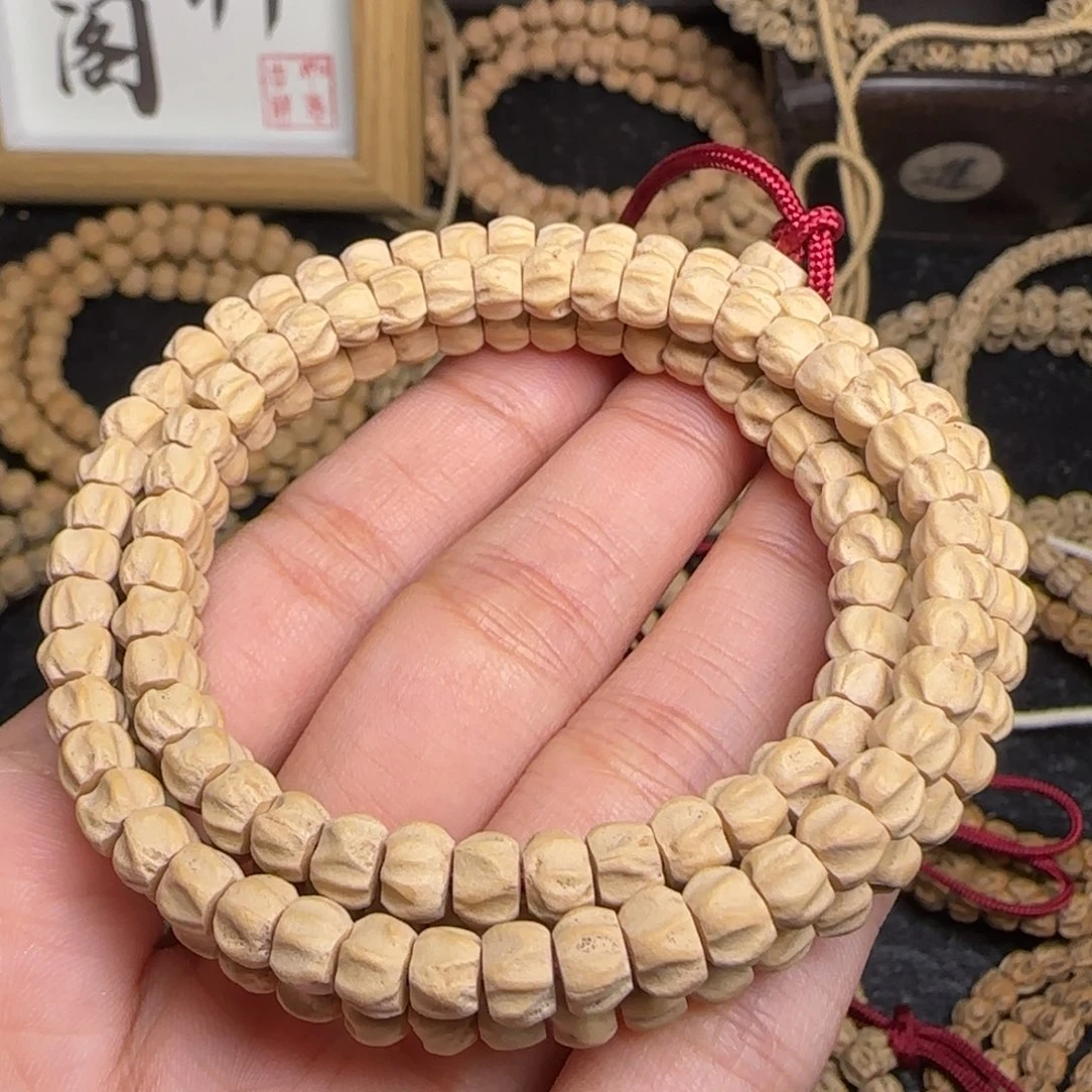 柏香籽/百香籽吊坠若*