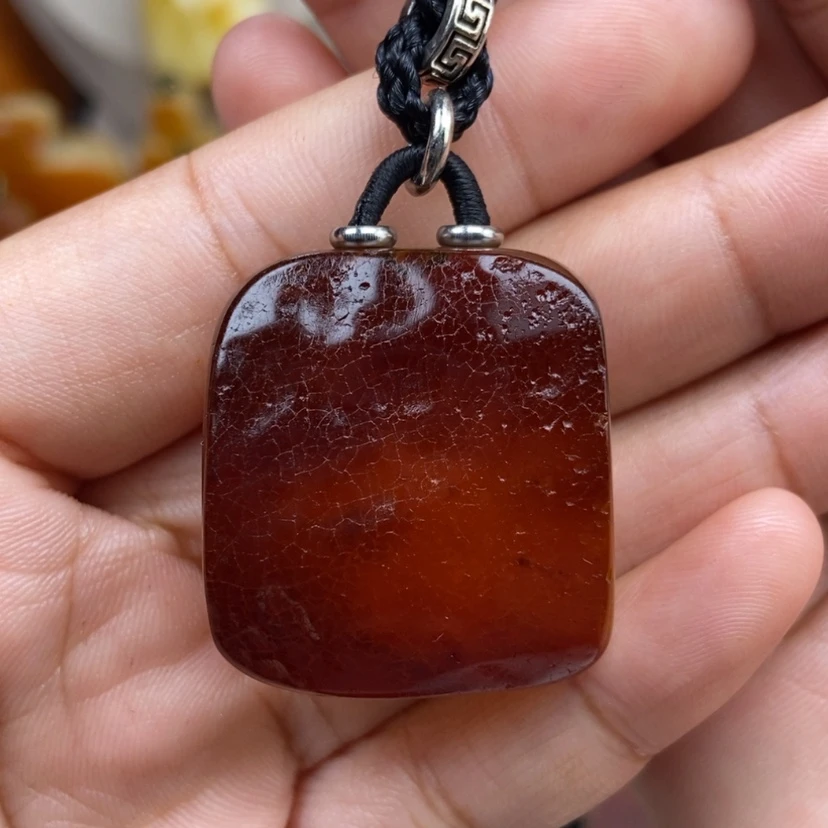 【闪购商品】琥珀颈饰未镶嵌