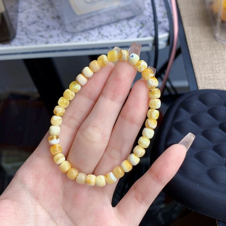 琥珀未镶嵌珠宝奇石6