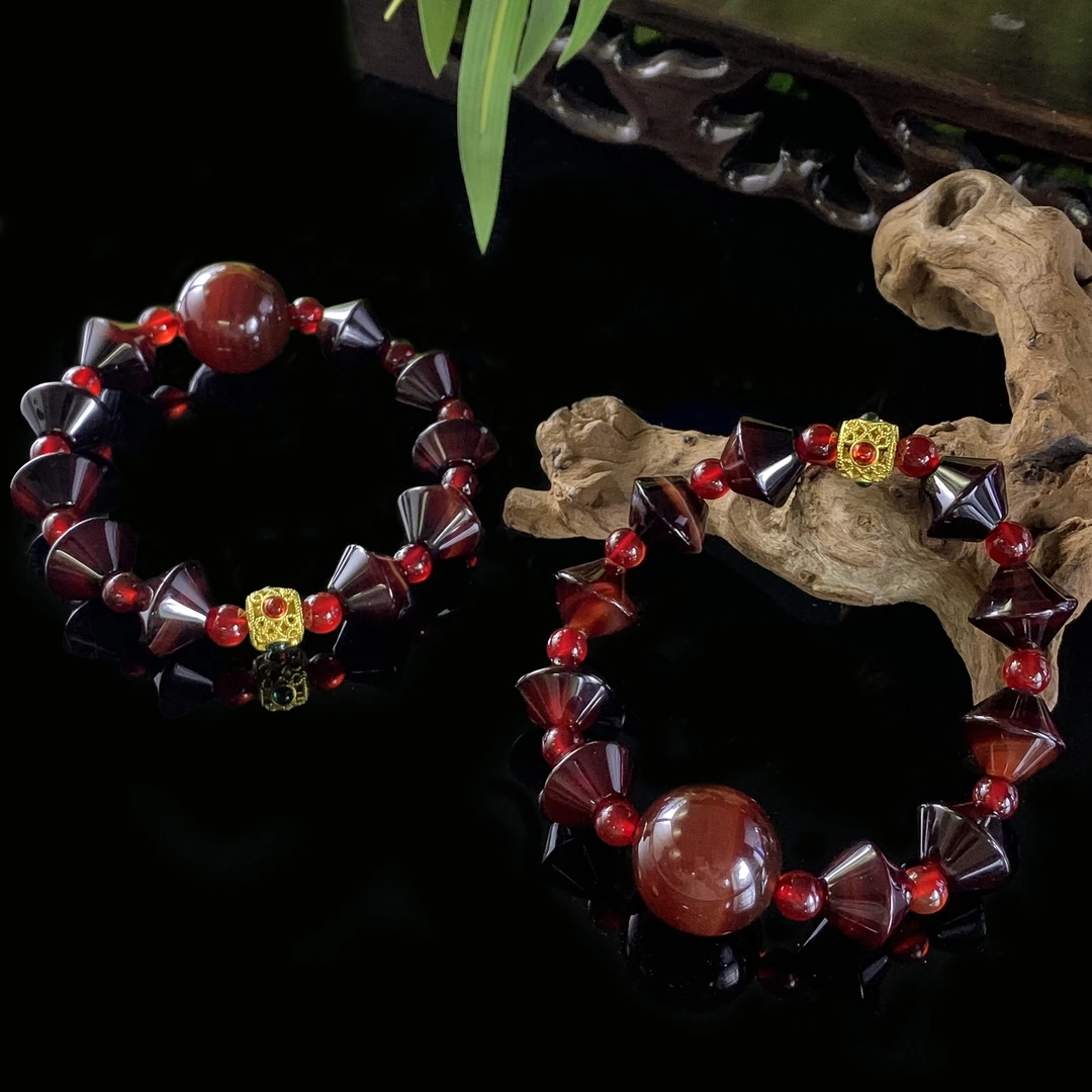 S8029【福嘟嘟】龙帝寿喜红宝塔桶珠玛瑙手串-多样性只发一件