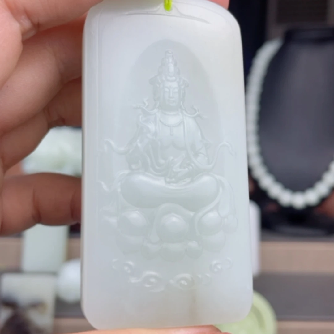 【闪购商品】颈饰未镶嵌和田玉