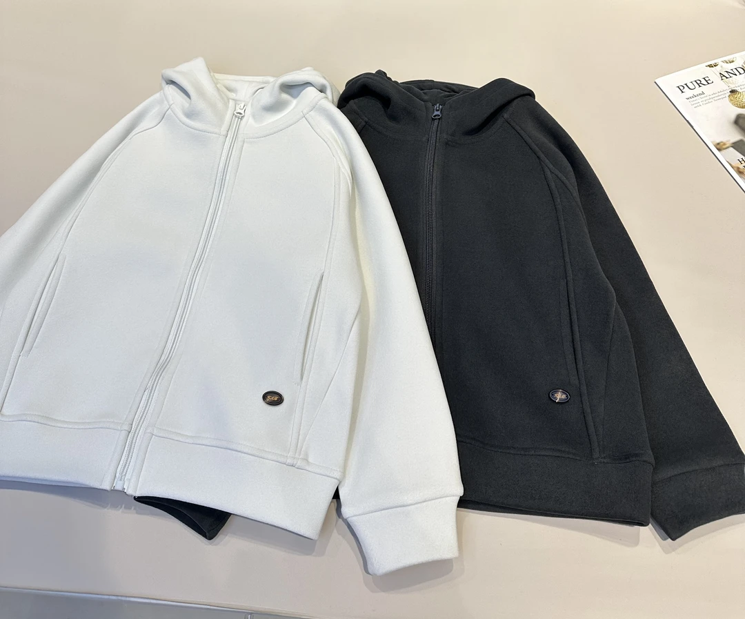 儿童冬装韩范保暖打底开衫舒适连帽外套中大童校服神器     88071