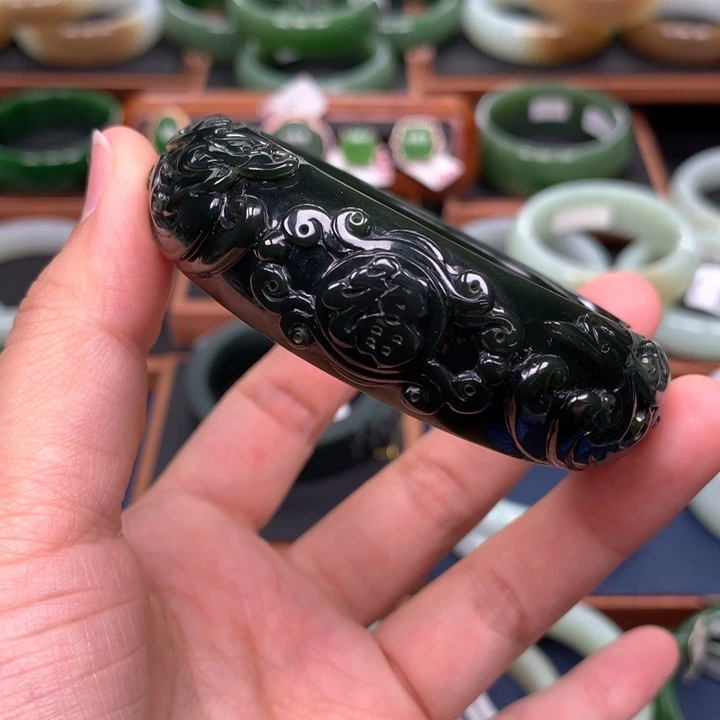 和田玉手镯5758圈口未镶嵌