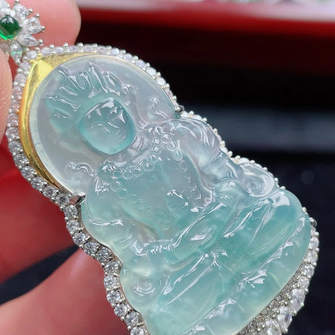 翡翠颈饰未镶嵌8，