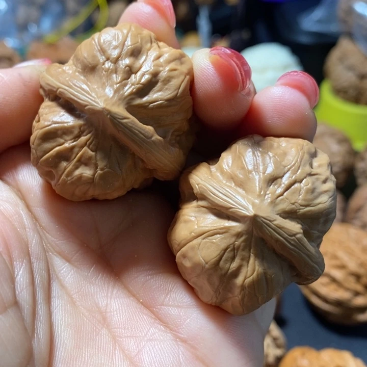 桃核把件古蟾修尖37➕尺