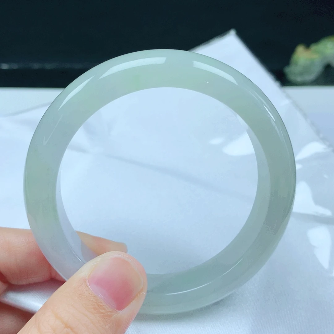 未镶嵌手镯翡翠55
