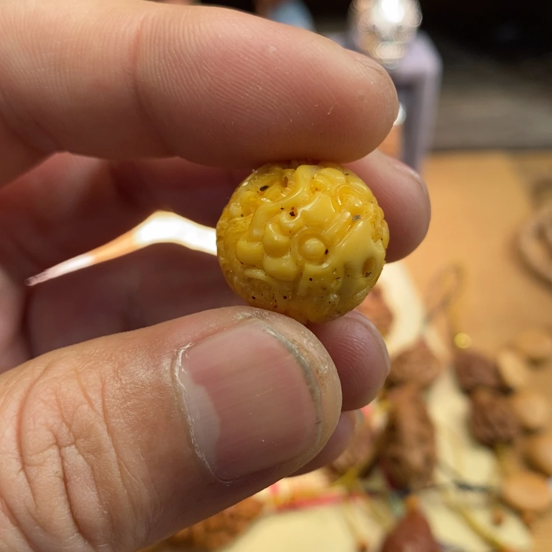 金*匙潍坊核雕桃核雕刻柿柿如意