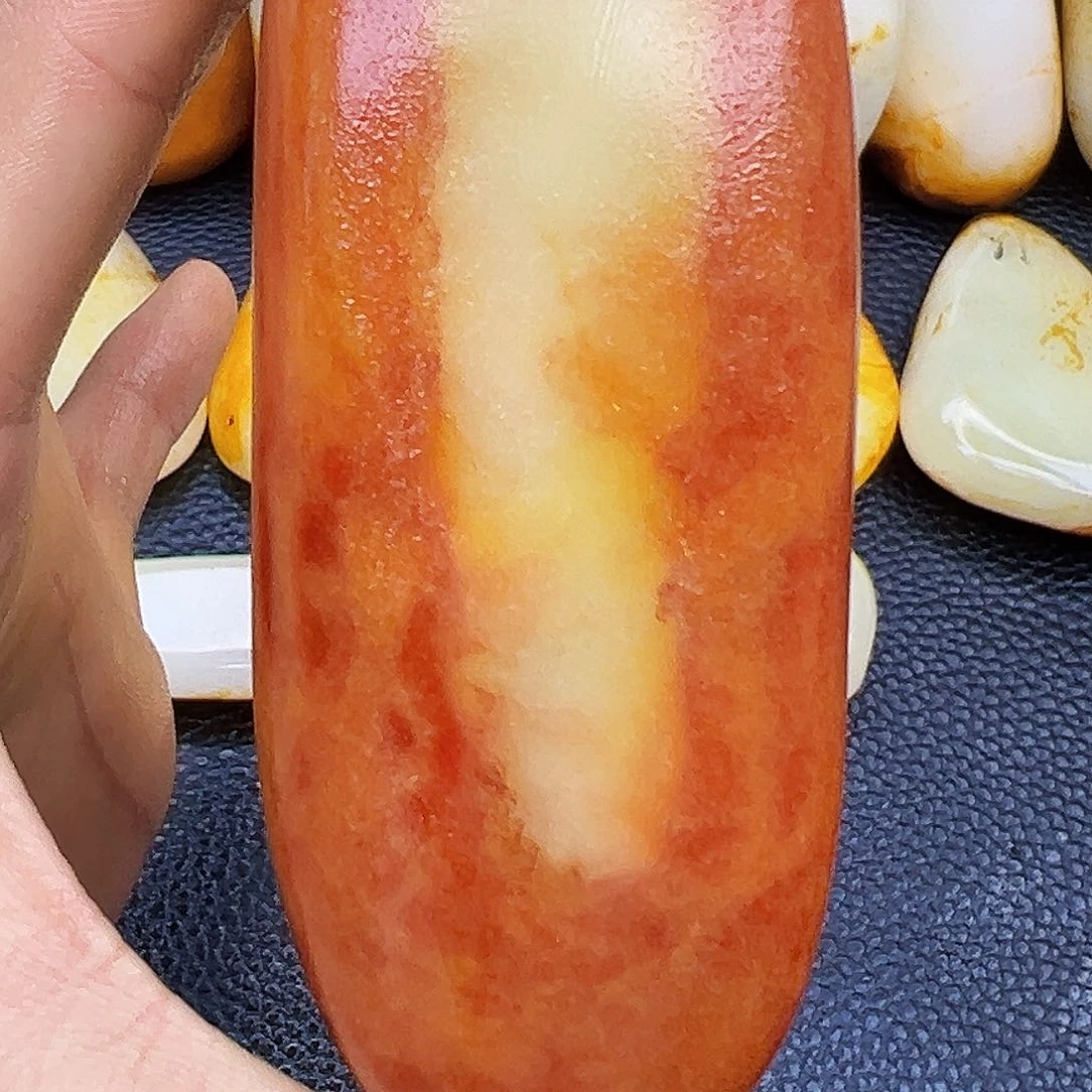 和田玉未镶嵌珠宝奇石