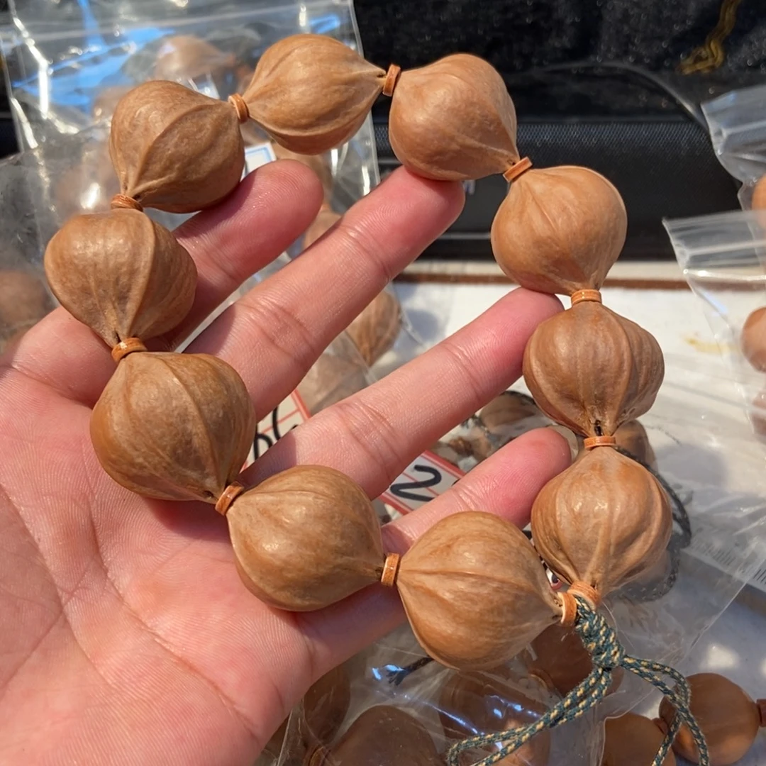 退***中吊坠橄榄核橄榄橄榄