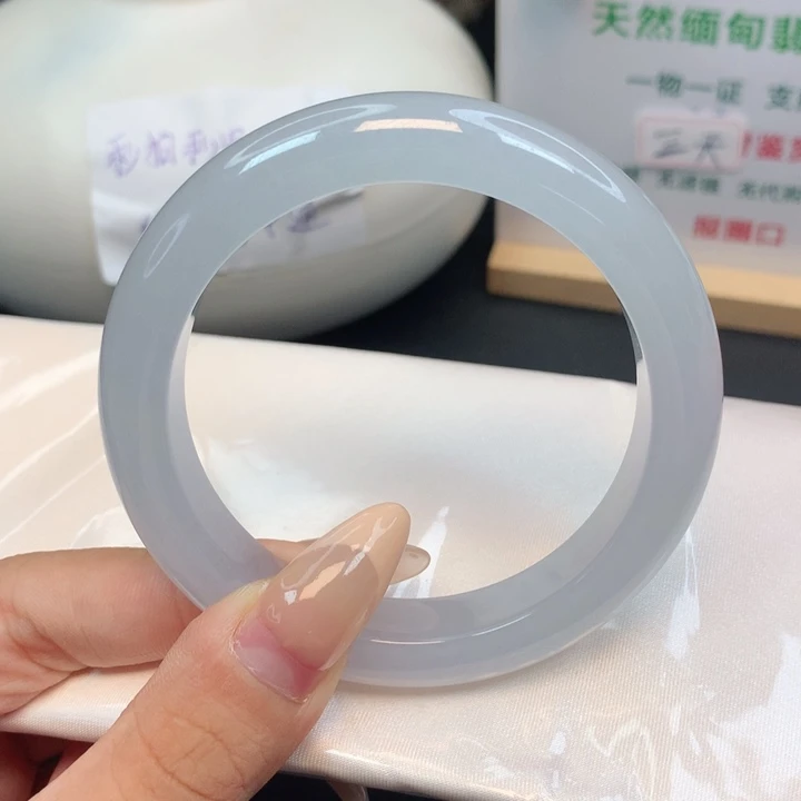 未镶嵌手镯翡翠22