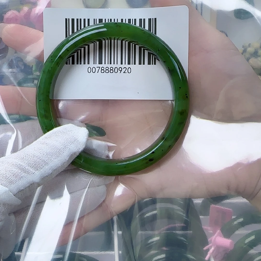 和田玉（碧玉）手镯未镶嵌65微瑕