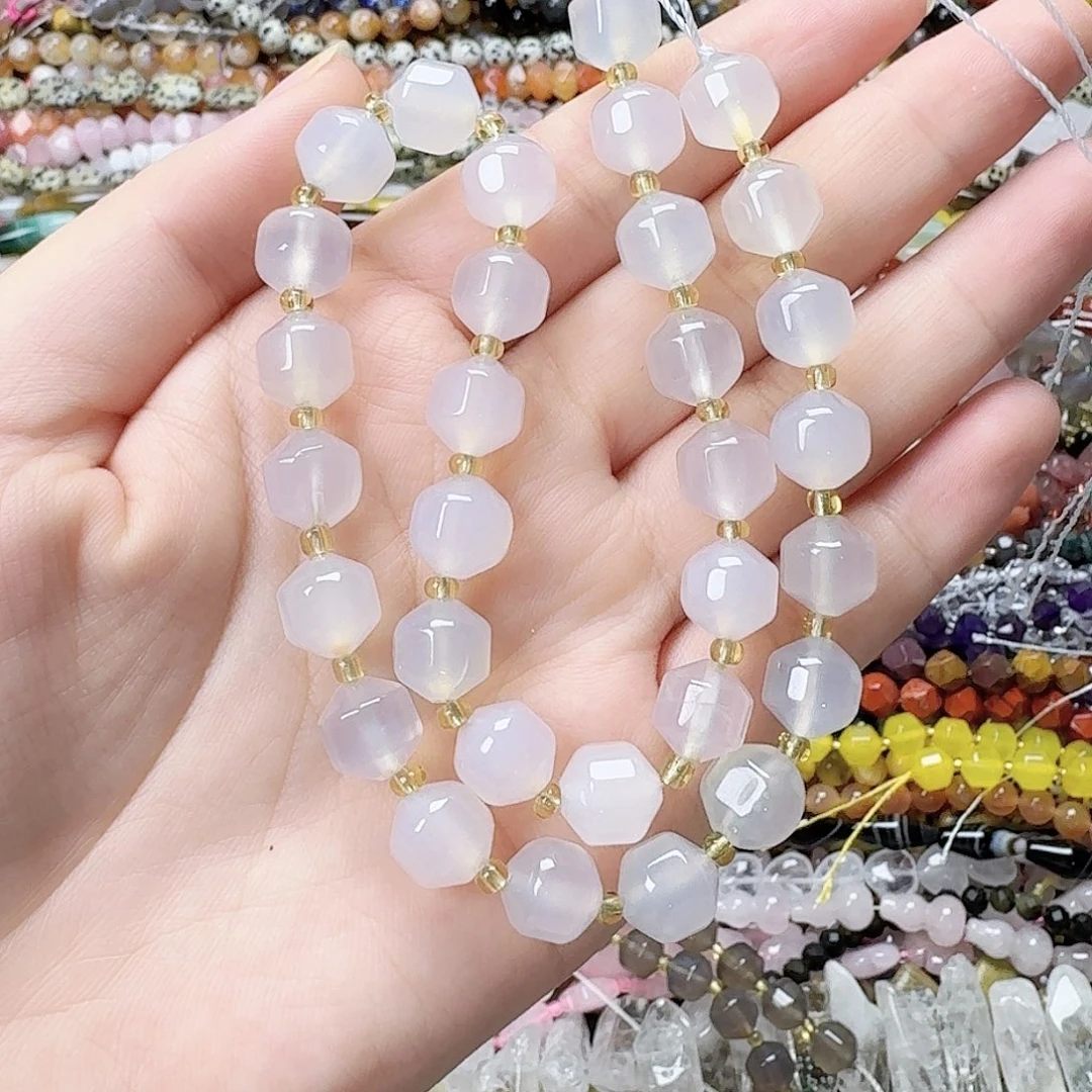 玛瑙/玉髓未镶嵌珠宝半成品卡9白玛瑙一条
