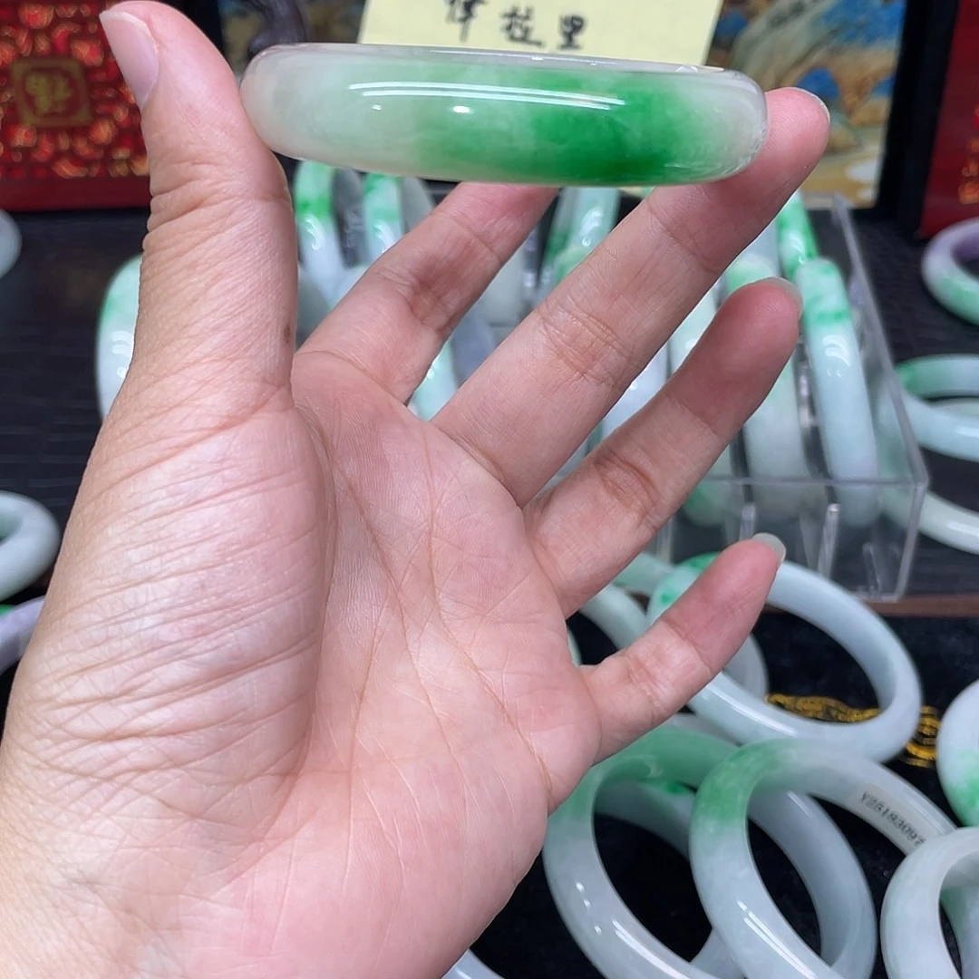 兔***8以图为准云主播011