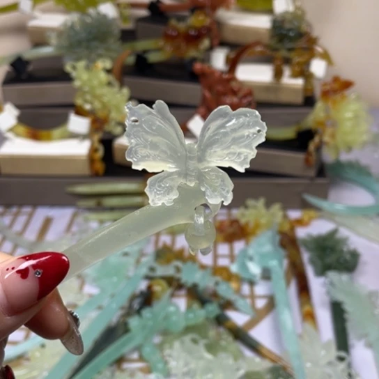 蛇纹石玉发饰未镶嵌蔚*