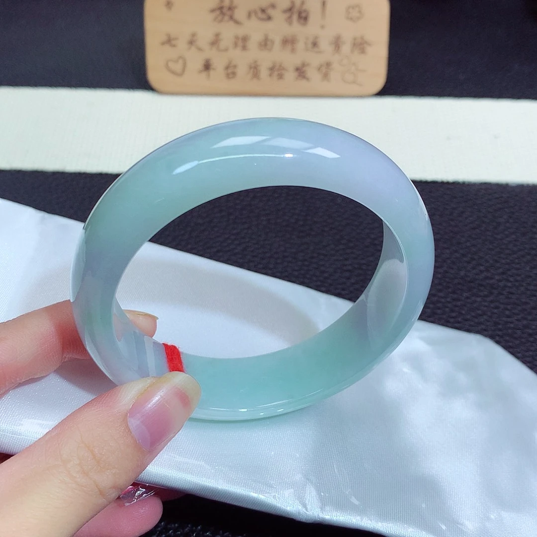 翡翠未镶嵌手镯7048