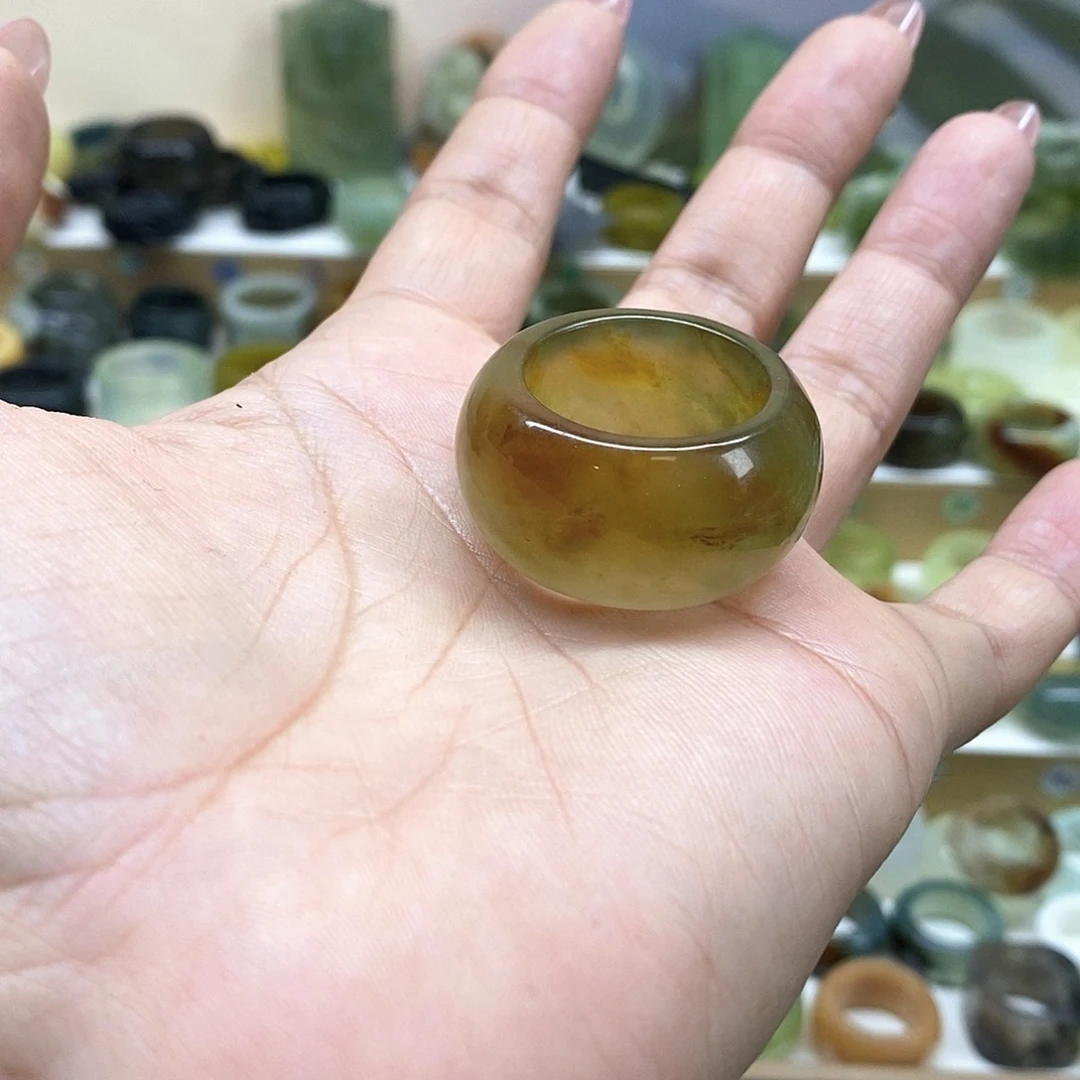 岫玉未镶嵌天然玉石只****殇