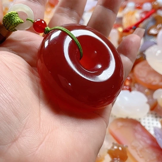 玛瑙/玉髓吊坠(赠链)未镶嵌沙*