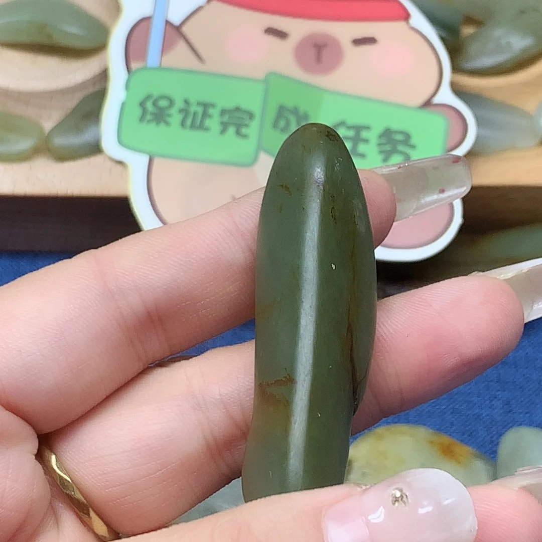 风***静颈饰未镶嵌和田玉