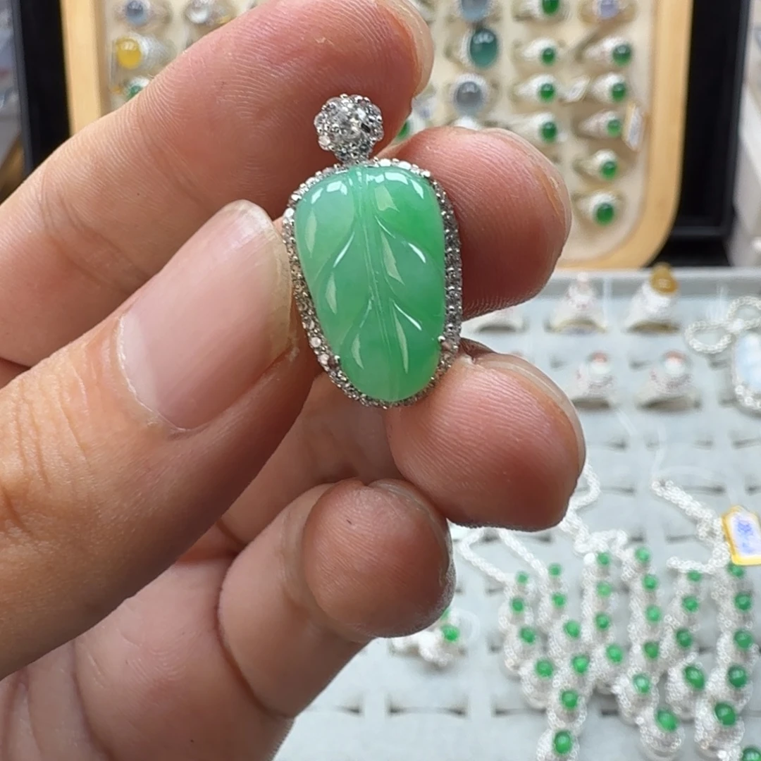 翡翠银S925镶嵌戒指天然缅甸翡翠A货