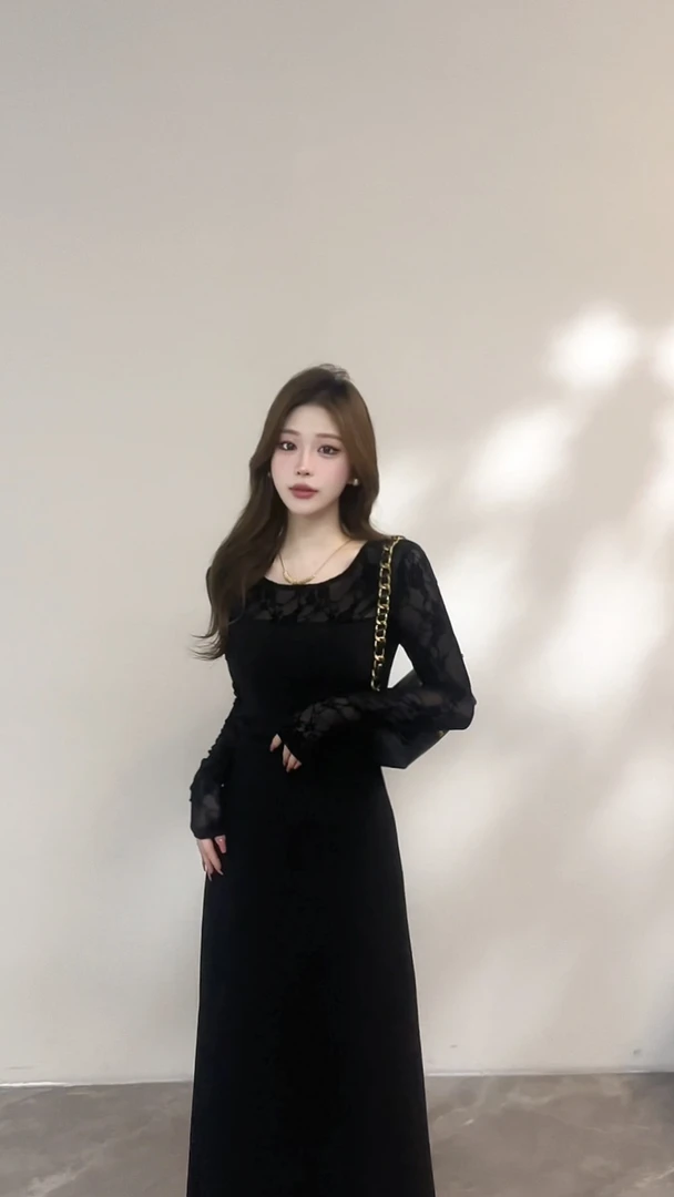 【宥妍】 蕾丝拼接时髦设计女装长裙复古收腰小黑裙秋冬百搭DT1781