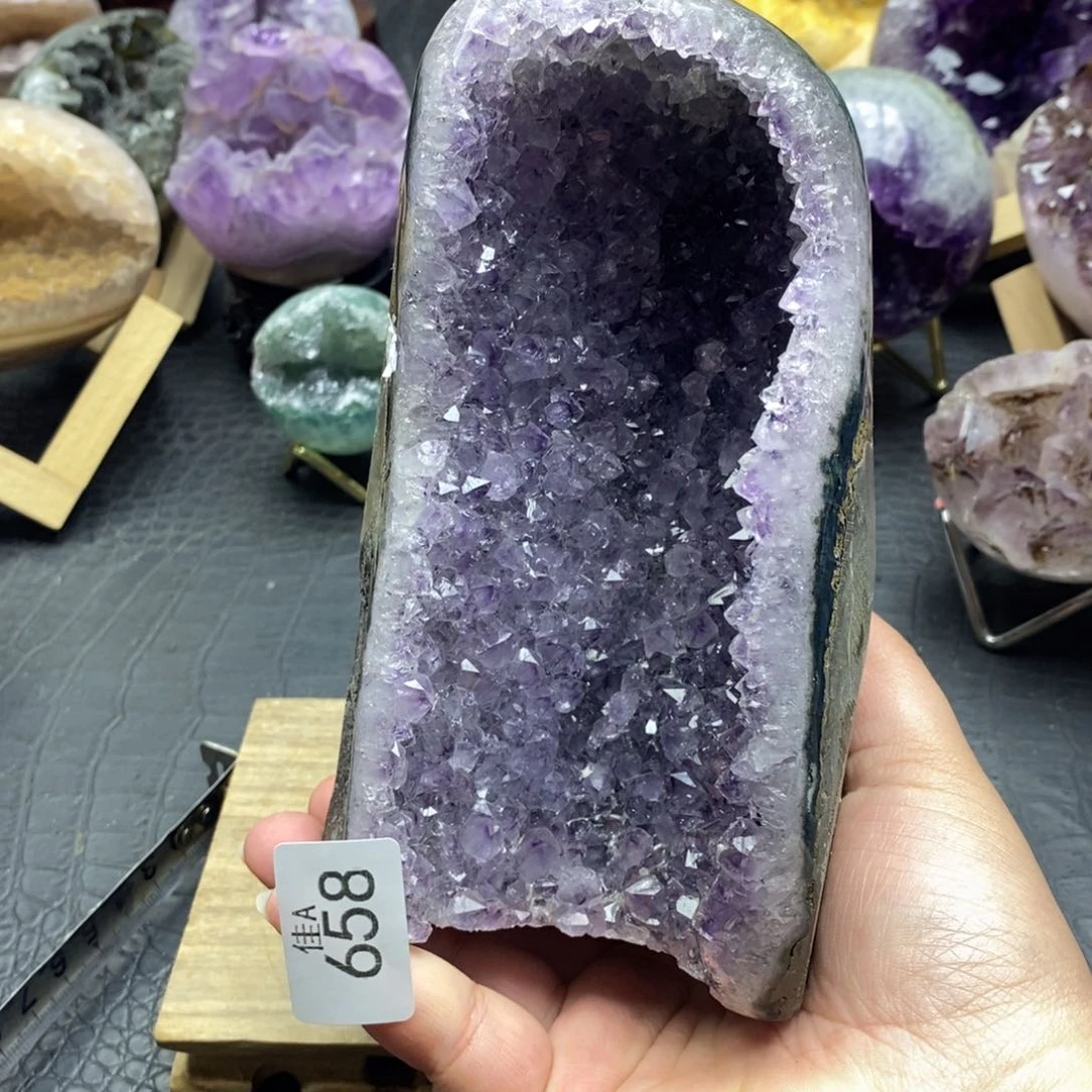 未镶嵌大型摆件（非配饰）紫晶