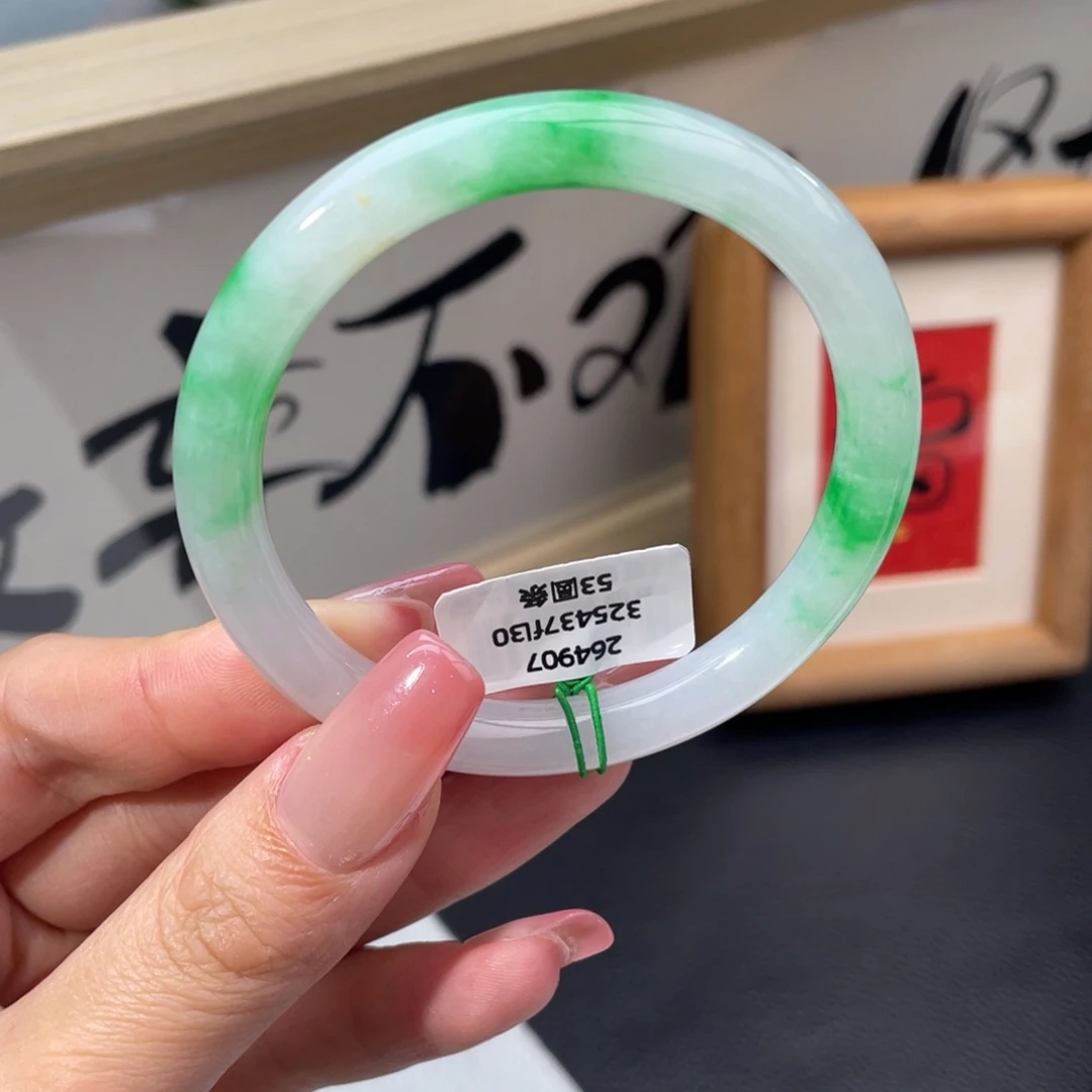 翡翠未镶嵌手镯叮当53阳绿