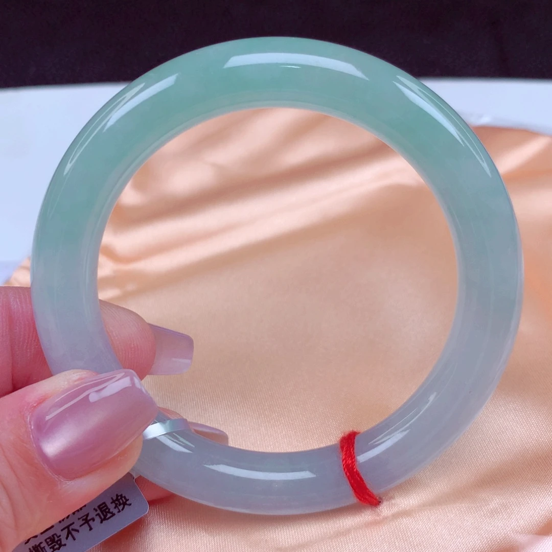 翡翠未镶嵌手镯手镯
