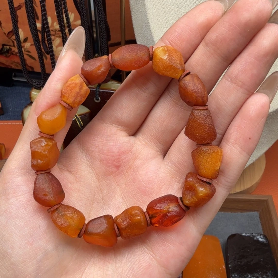 蜜蜡未镶嵌吊坠(赠链)