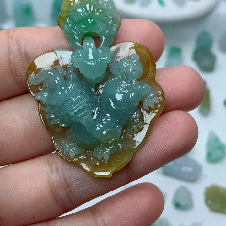 翡翠未镶嵌吊坠(不含链)