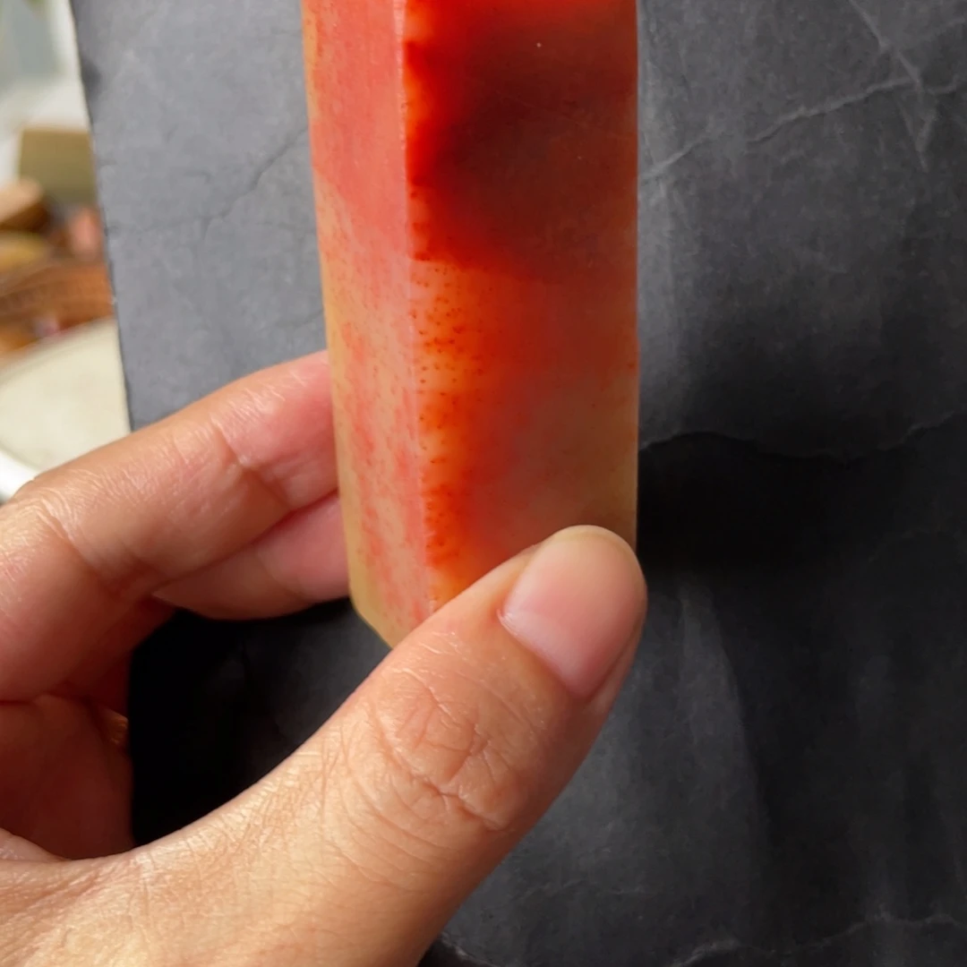 未镶嵌黄蜡石料子石英质玉