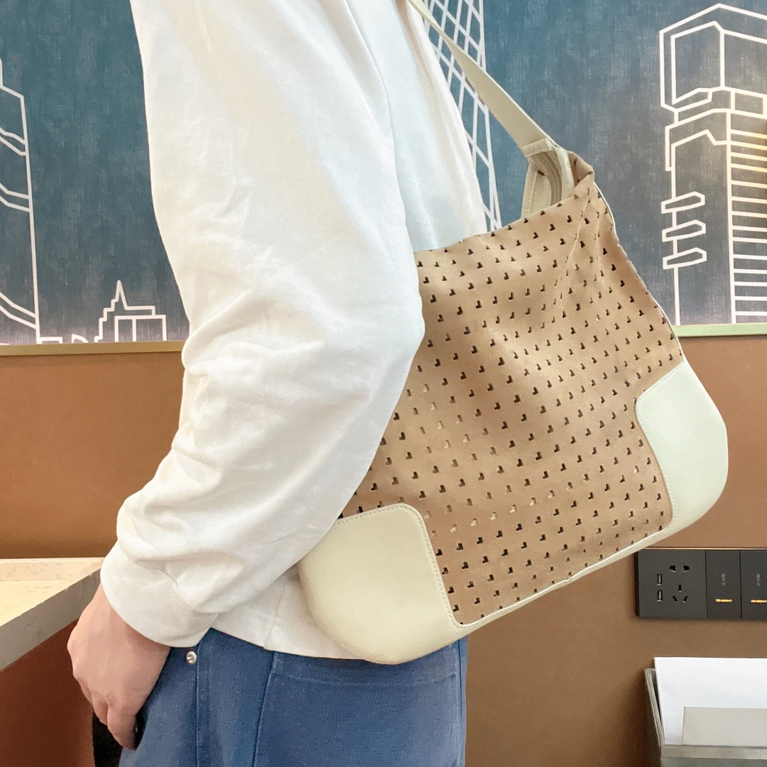 95新 LOEWE/罗意威 【涛】16QQ10 麂皮单肩斜挎包