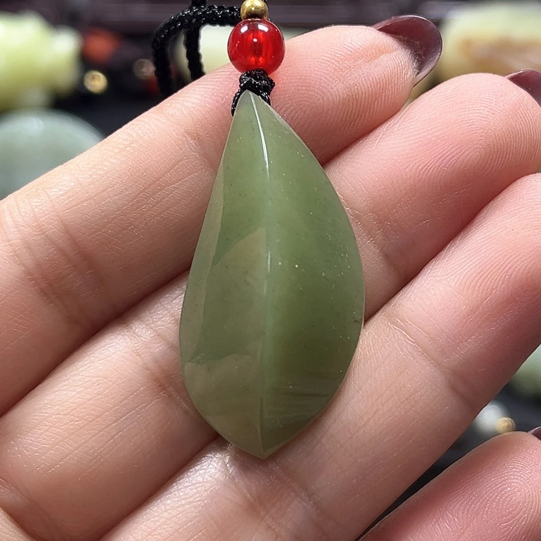 和田玉未镶嵌吊坠(不含链)