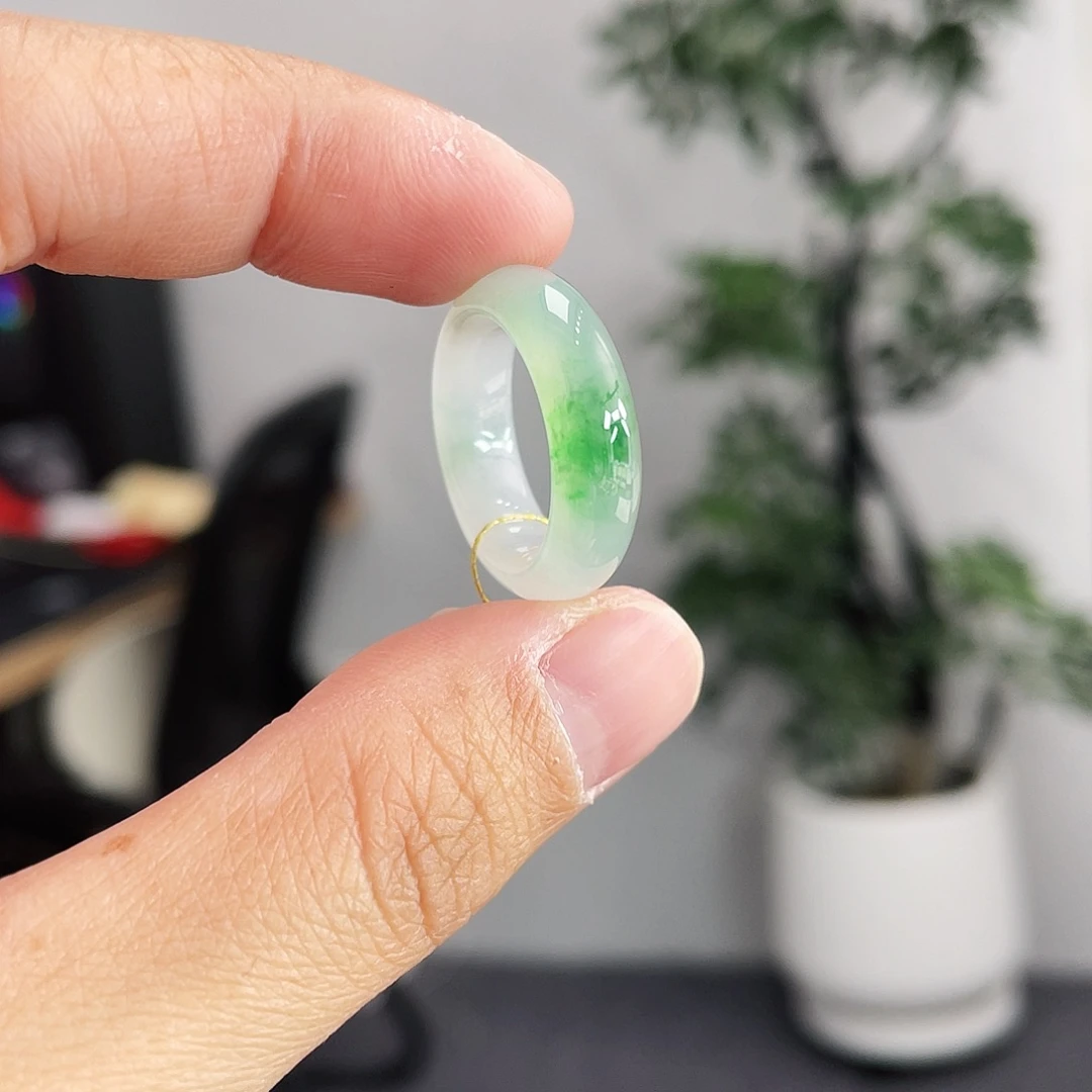 翡翠未镶嵌戒指10-11号