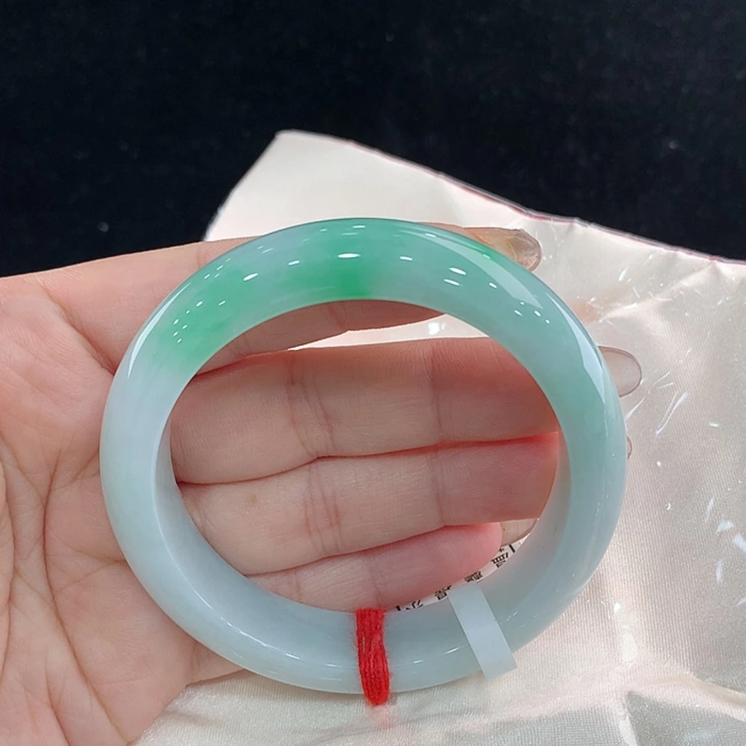 【闪购商品】翡翠手镯未镶嵌57.5，56/57