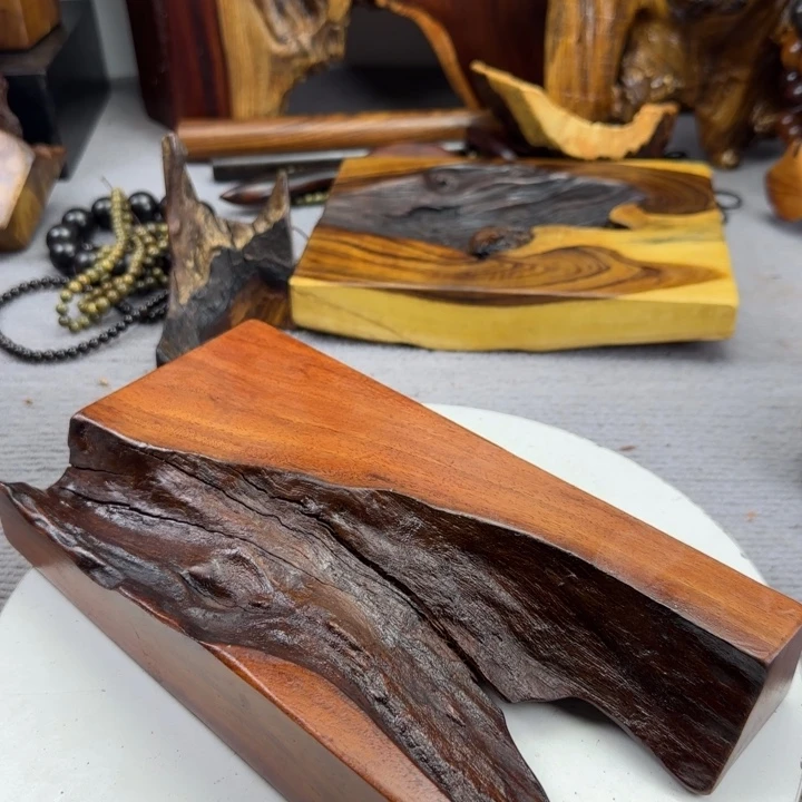 大果紫檀（缅甸花梨）铭**海