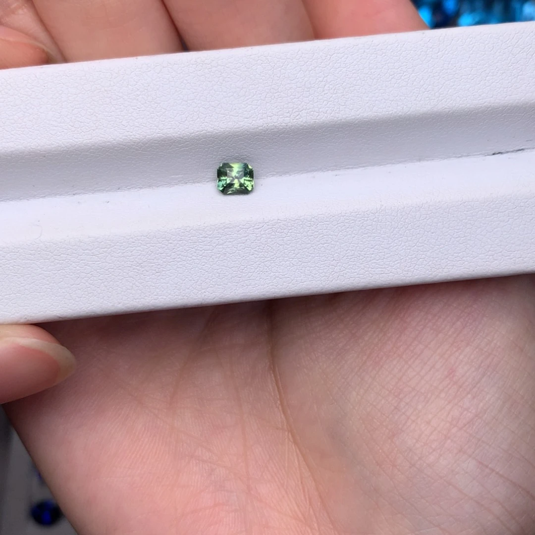 裸石蓝宝石天然蓝宝石0.67ct