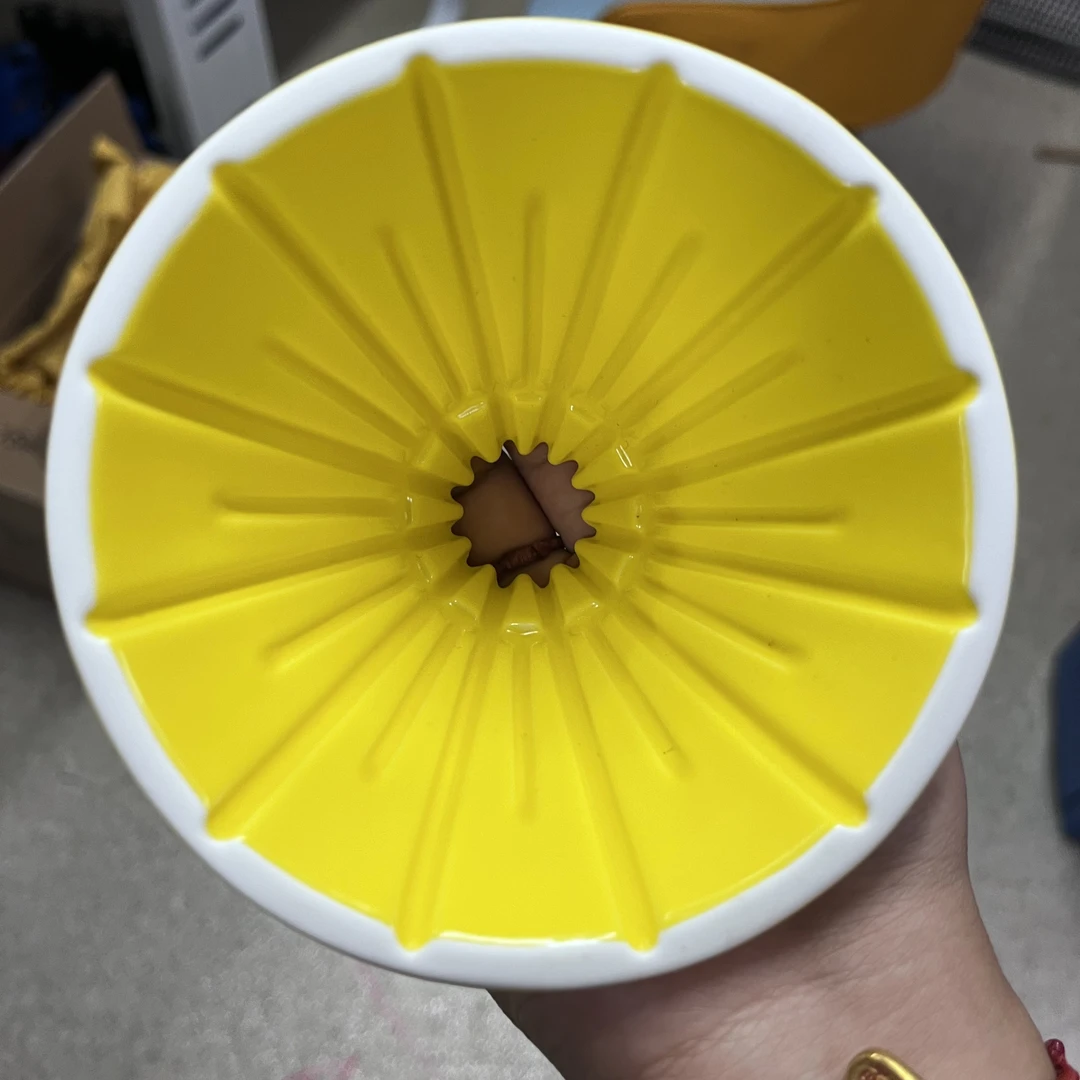 咖啡配套器具 手冲V60滤杯 黄色手冲滤杯