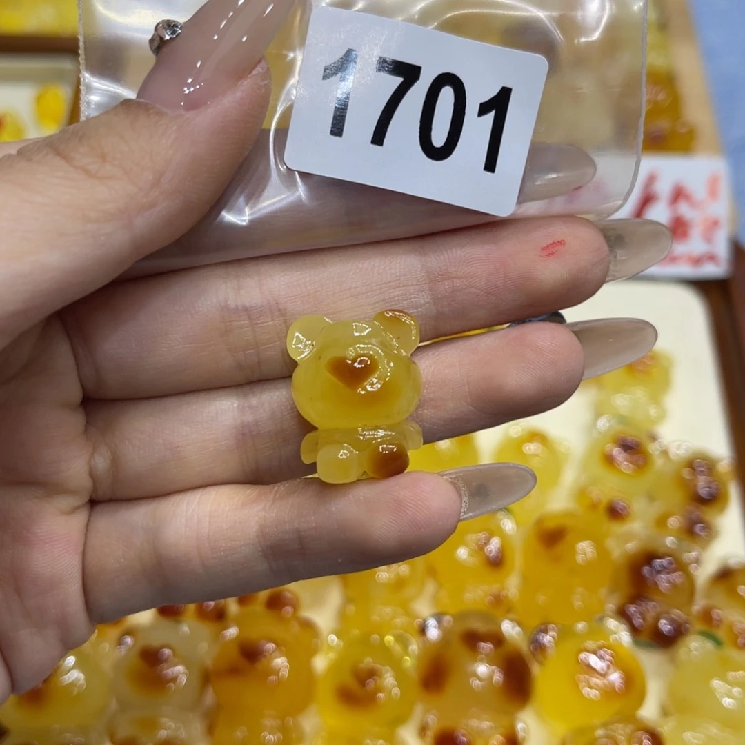 未镶嵌琥珀珠宝奇石