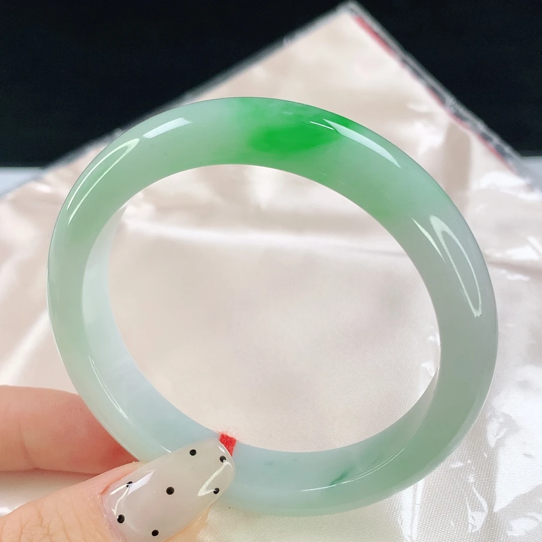 未镶嵌手镯翡翠699