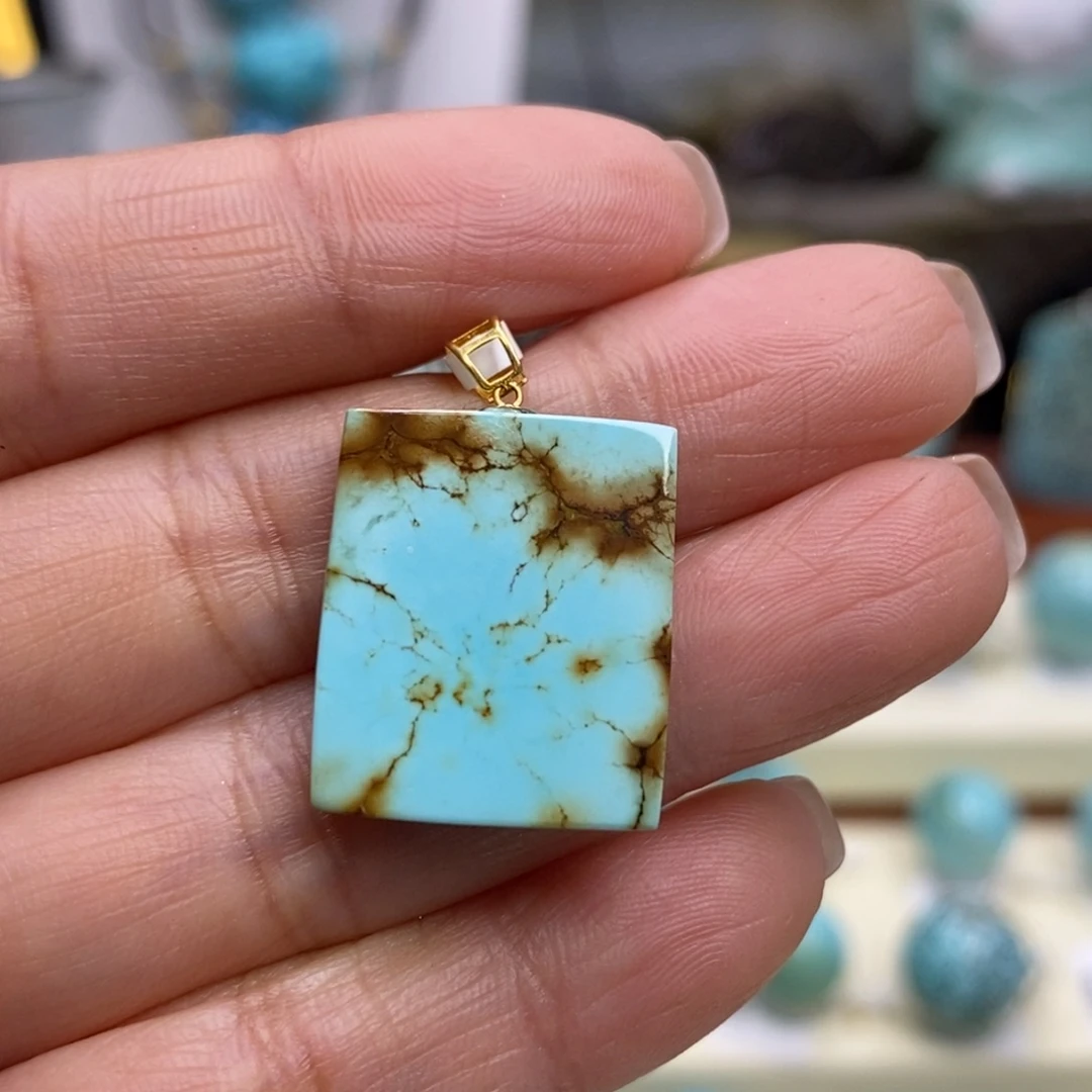 绿松石18K金镶嵌珠宝奇石