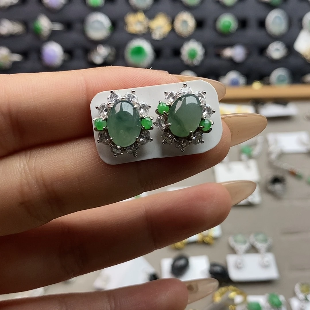 翡翠未镶嵌戒指翡翠