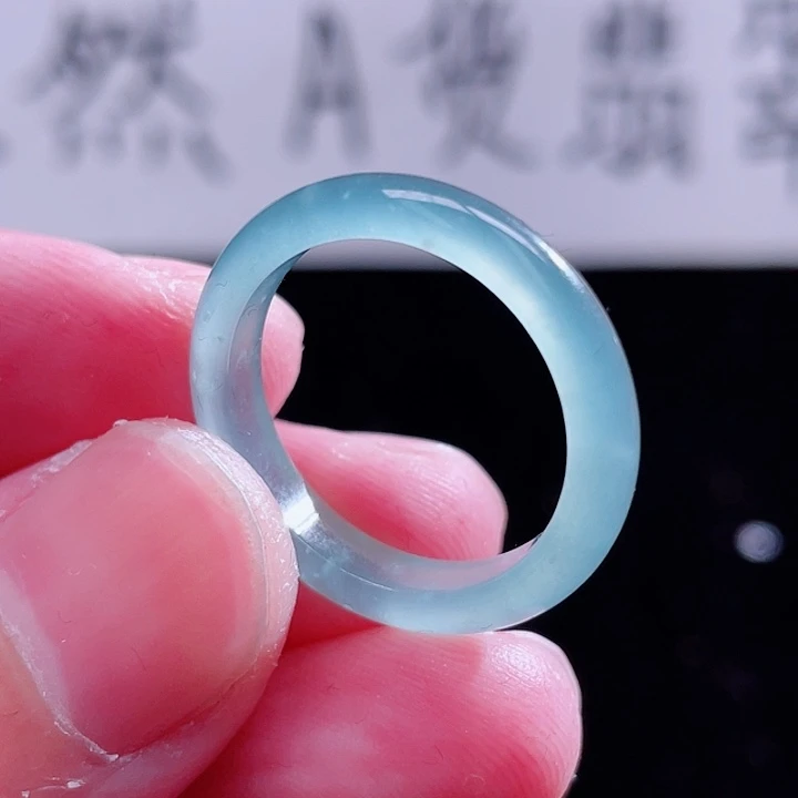 翡翠颈饰未镶嵌999999999